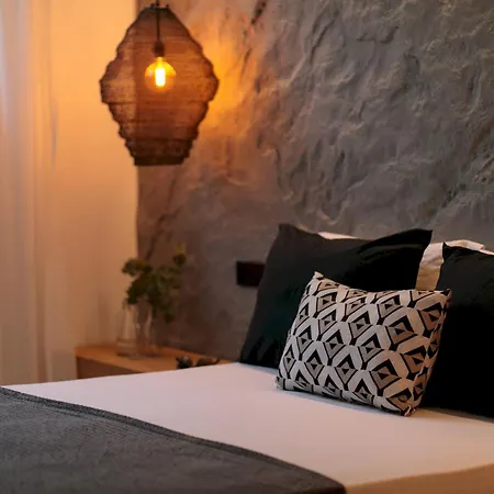 Anamnisis Вилла Плака