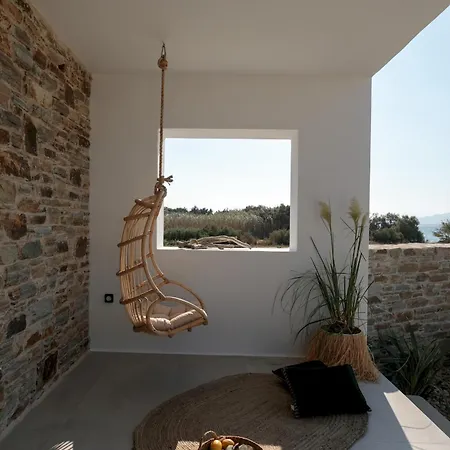 Anamnisis Villa *